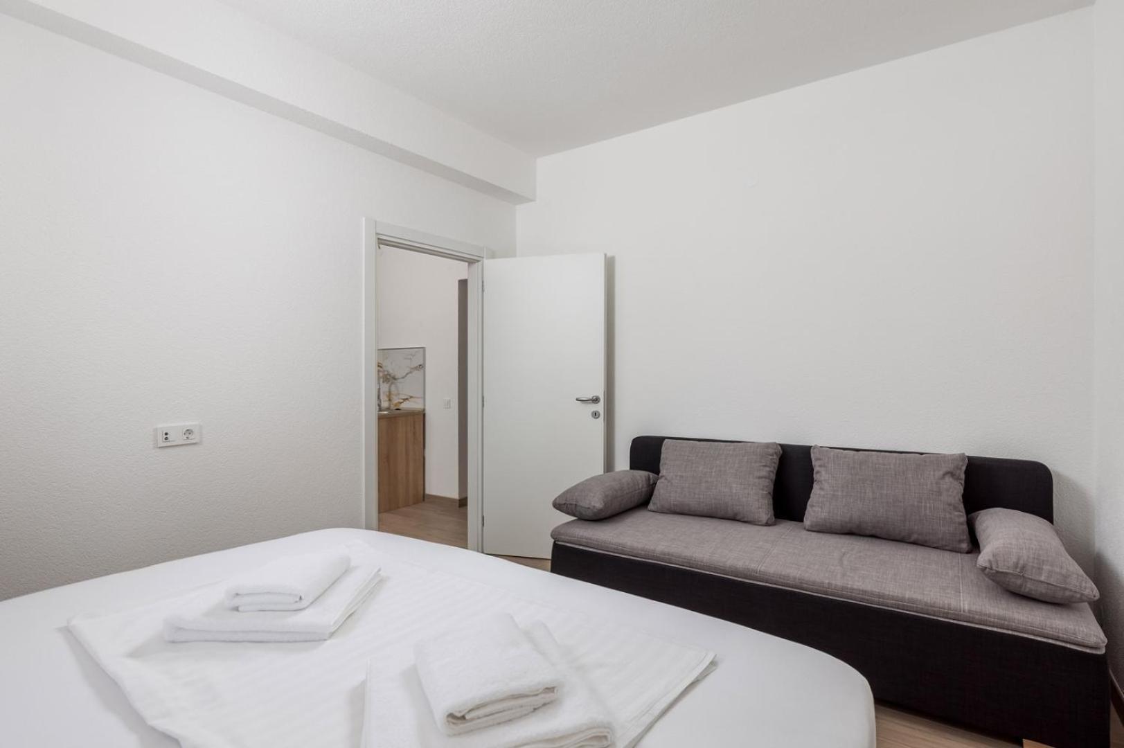 Apartments Jadranka Omisalj Luaran gambar