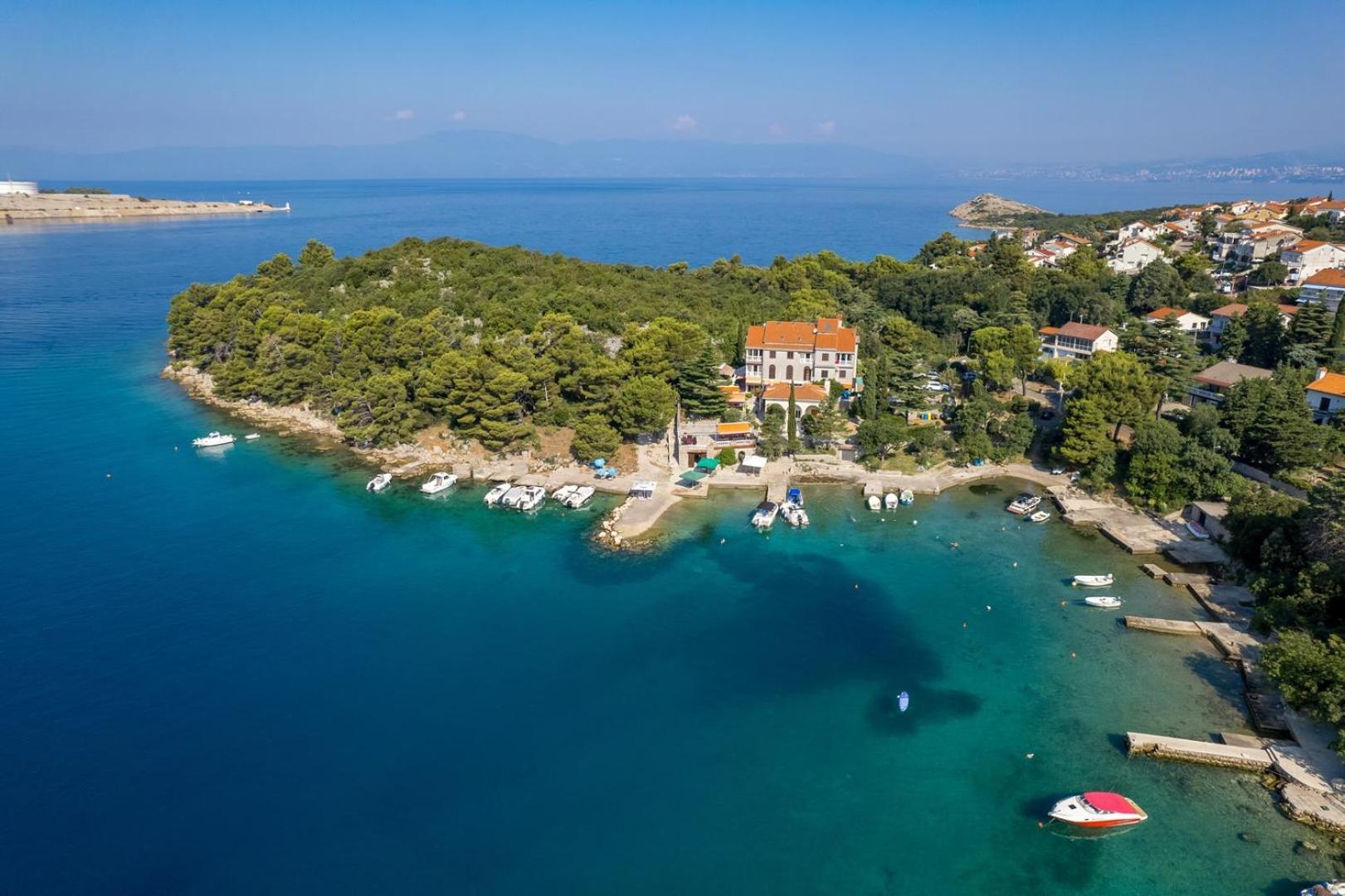Apartments Jadranka Omisalj Luaran gambar