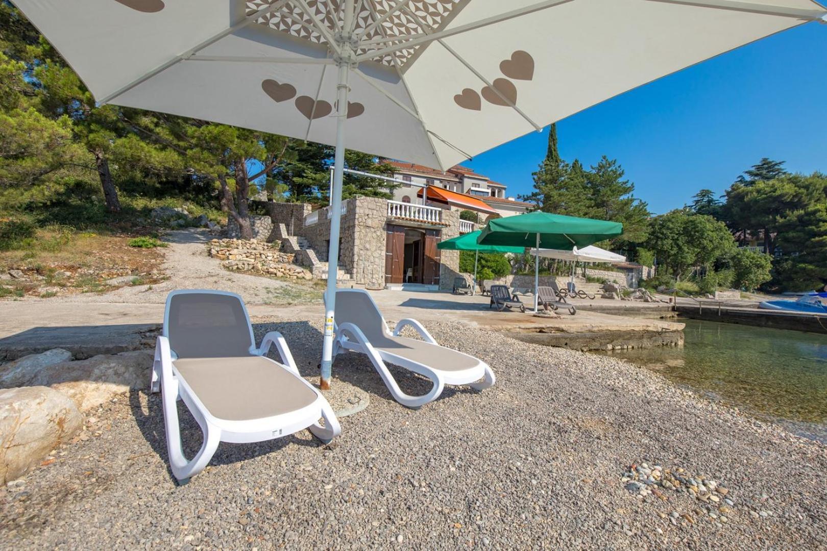 Apartments Jadranka Omisalj Luaran gambar