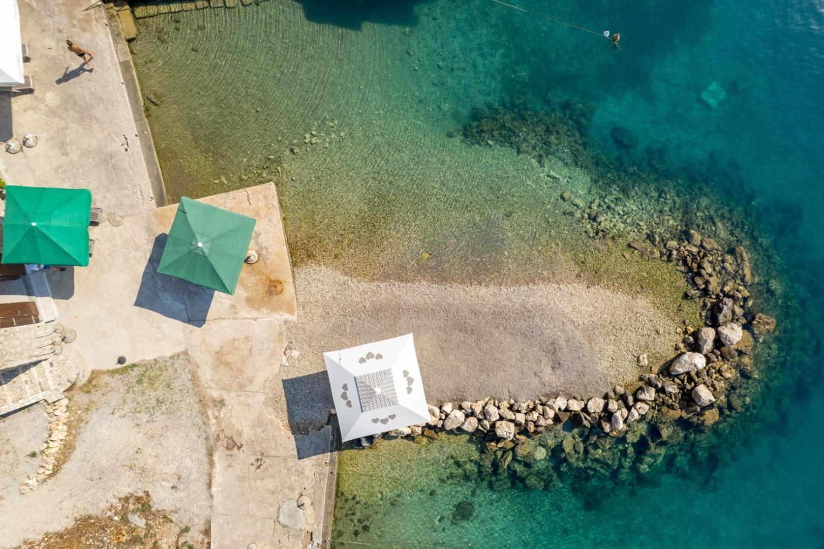 Apartments Jadranka Omisalj Luaran gambar